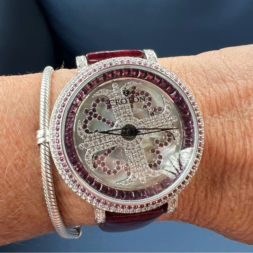 LADIES CROTON AMETHYST COLORED CRYSTALS SPINNING DIAL WATCH WITH LEATHER STRAP